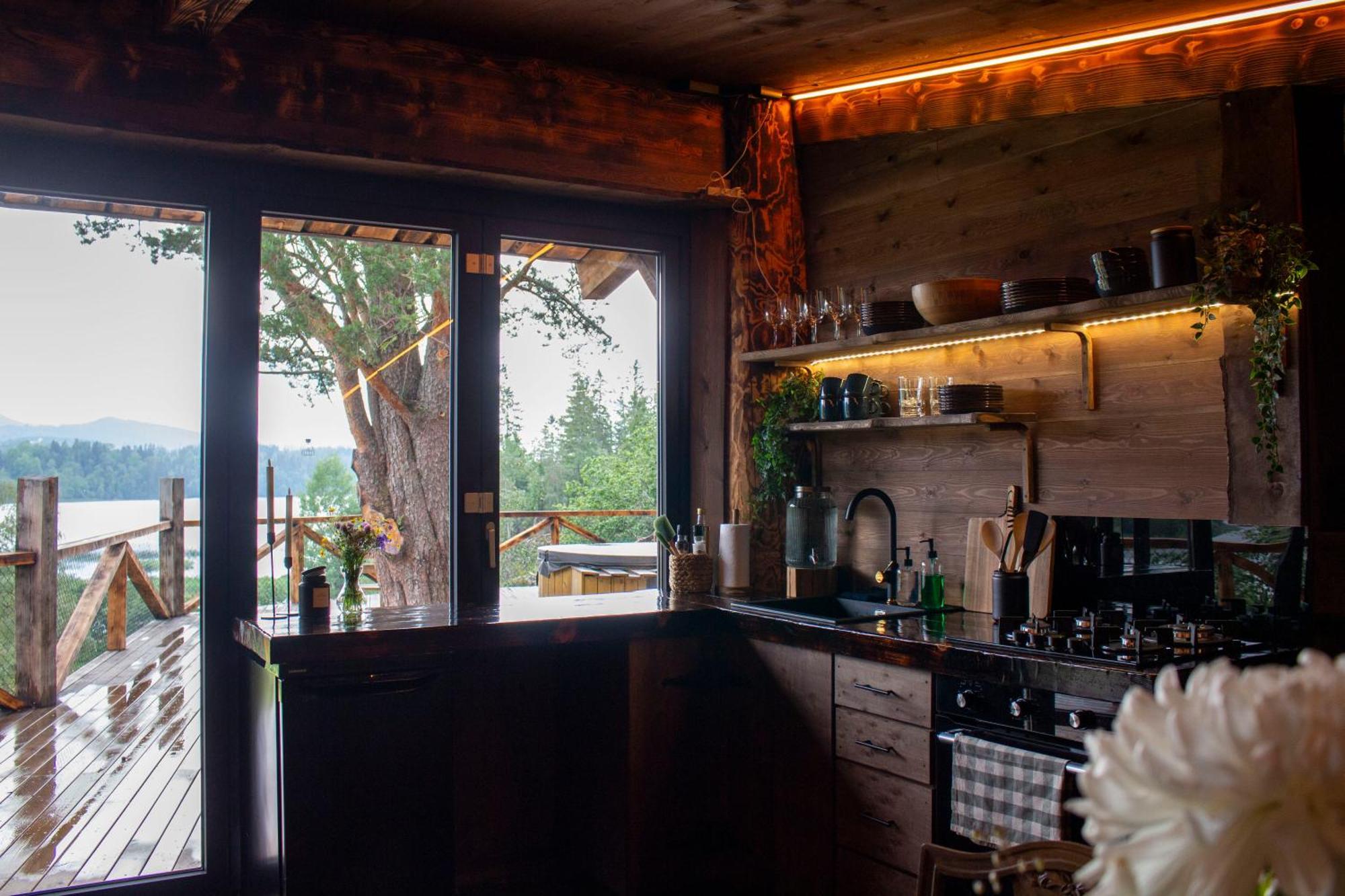 Gapalux Hotel Levanger Bagian luar foto