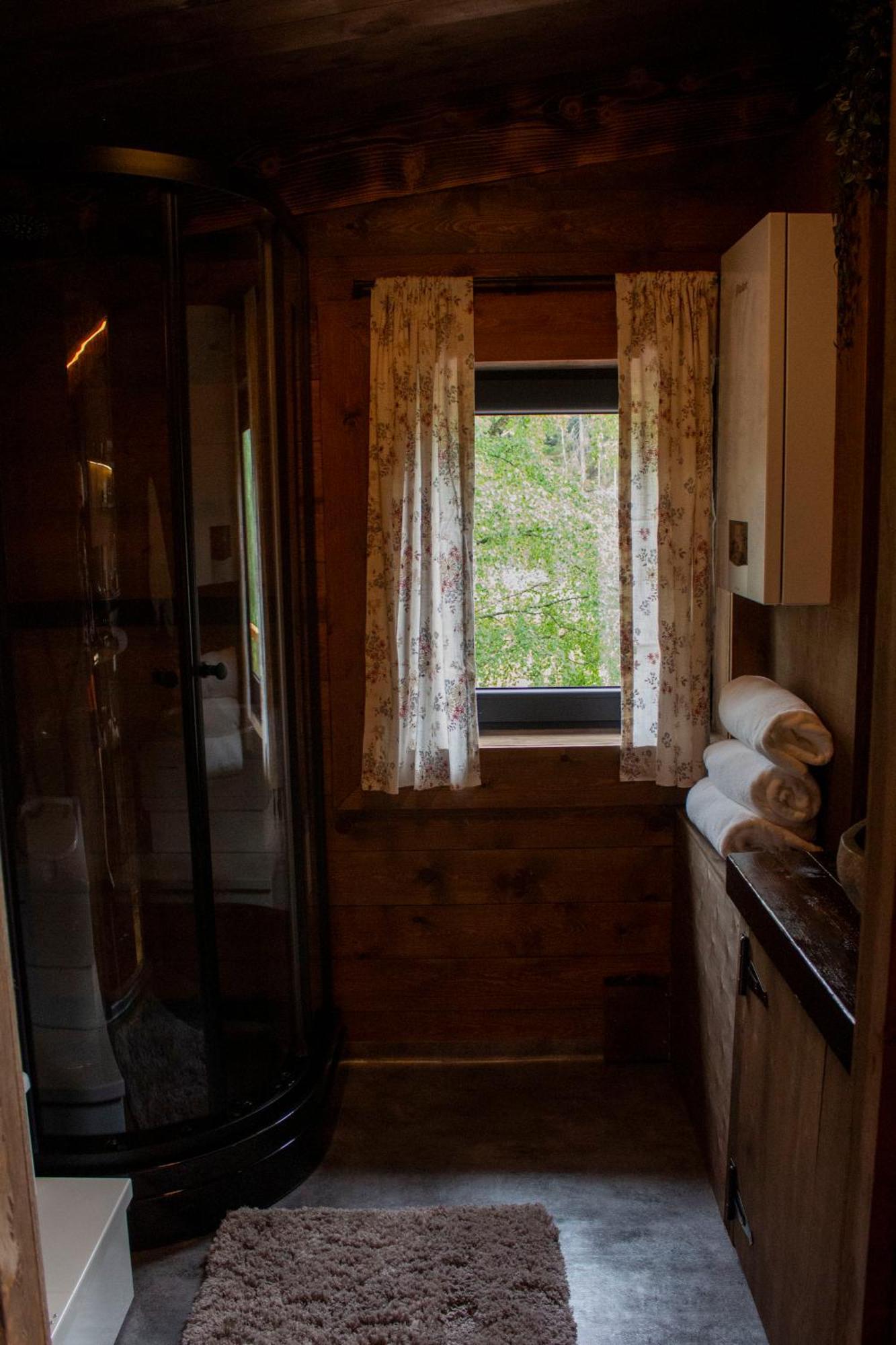 Gapalux Hotel Levanger Bagian luar foto