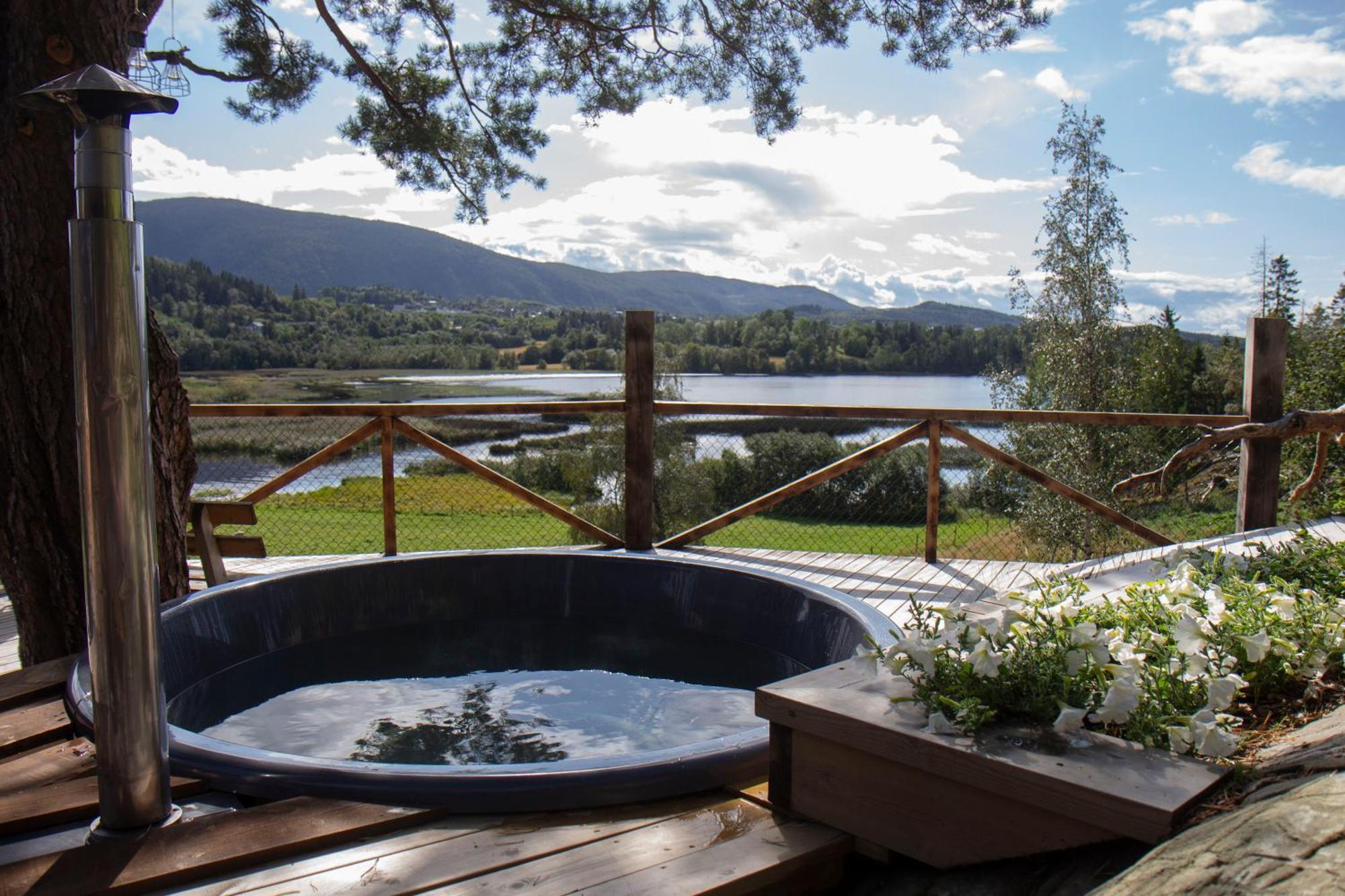 Gapalux Hotel Levanger Bagian luar foto